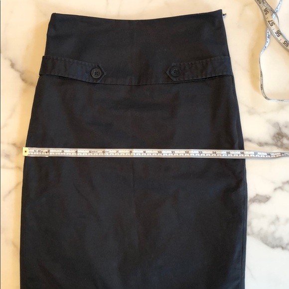 Club Monaco Pencil Skirt, Size 0 - Picture 7 of 9